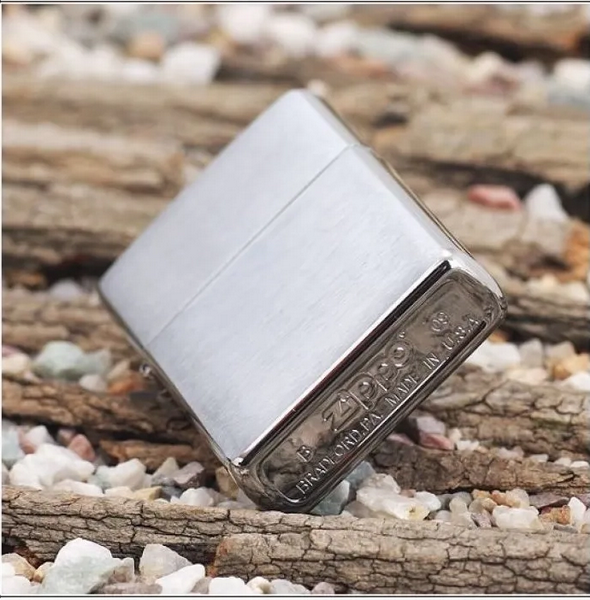 Гравировка на зажигалке ZIPPO (США)